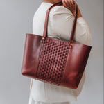 Load image into Gallery viewer, Glecy Tote
